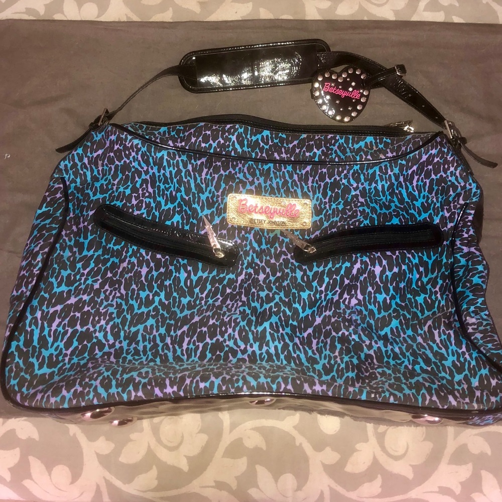 Betsey johnson travel bad/duffel bag!